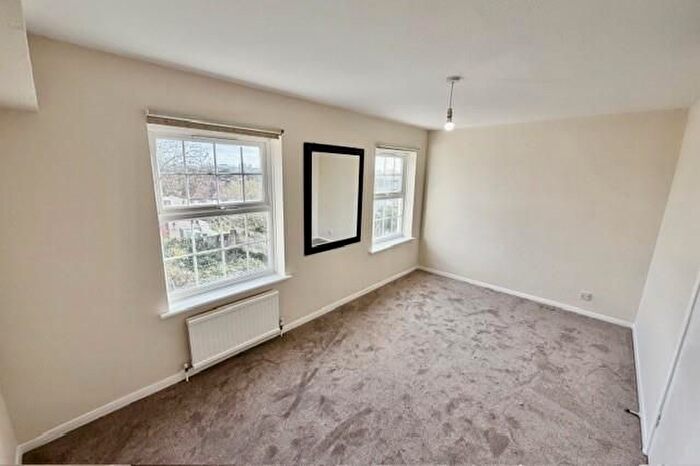 4 Bedroom Property To Rent In Aspen Drive, Wembley, HA0