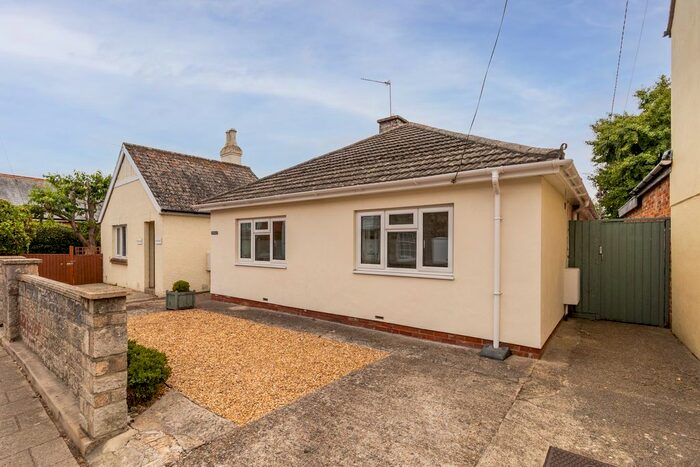 2 Bedroom Detached Bungalow To Rent In St. James Street, Yarmouth, PO41