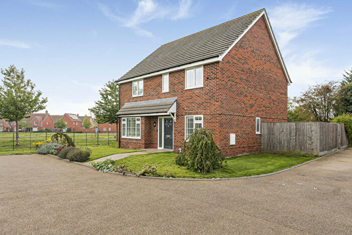 4 Bedroom Detached House For Sale In Pillwort Lane, Didcot, OX11