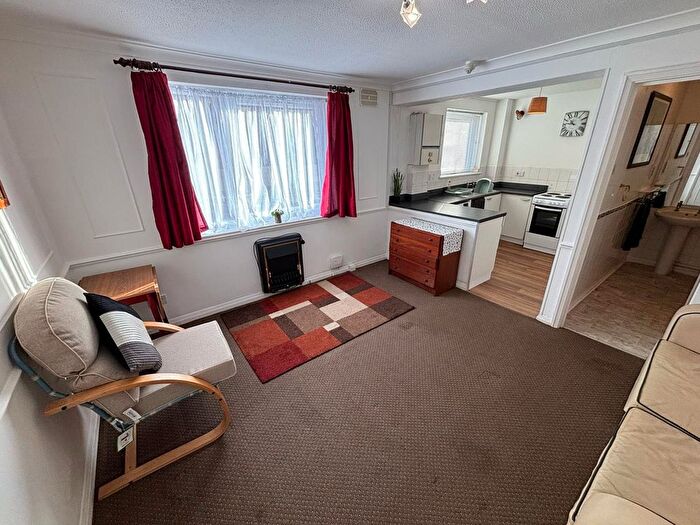 1 Bedroom Flat To Rent In High Street, Hull, East Riding Of Yorkshire, Uk, HU1