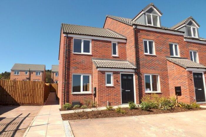 2 Bedroom Property To Rent In Pella Grove, Nottingham, NG15