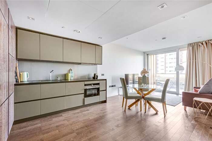 1 Bedroom Flat For Sale In Faraday House, Aurora Gardens, SW11