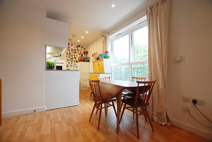 1 Bedroom Flat To Rent In Essex Road, Essex Road, N1