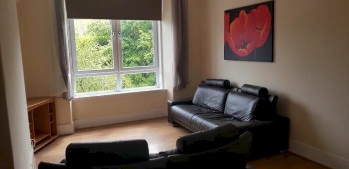 3 Bedroom Flat To Rent In Grampian Road, Aberdeen, AB11