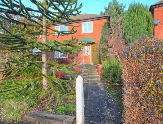 3 Bedroom Semi-Detached House To Rent In Quorn Grove, Nottingham, Nottinghamshire, NG5