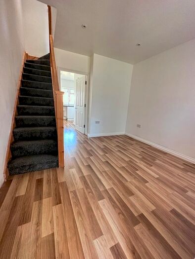 2 Bedroom Semi-Detached House To Rent In Greenford, UB6