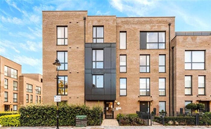 2 Bedroom Flat To Rent In Grange Walk, Bermondsey, SE1