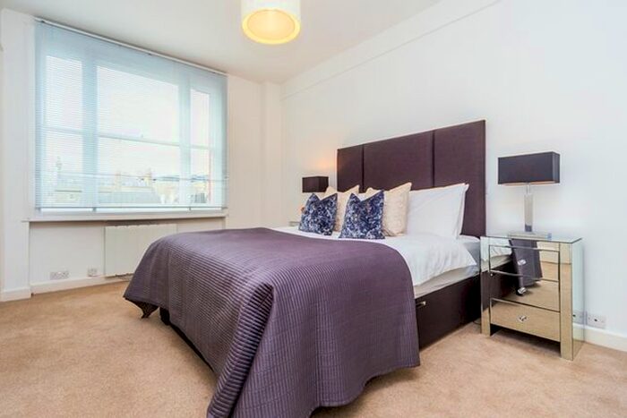 1 Bedroom Flat To Rent In Hill Street, London, W1J