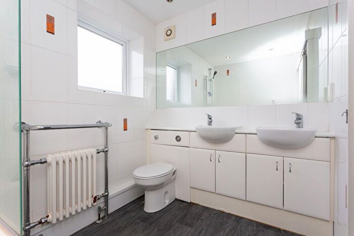 4 Bedroom Mews For Sale In Princes Reach, Ashton On Ribble, PR2