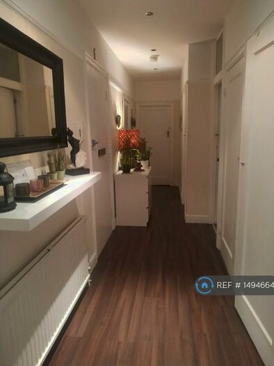 2 Bedroom Flat To Rent In Russell Court, New Barnet, Barnet, EN5