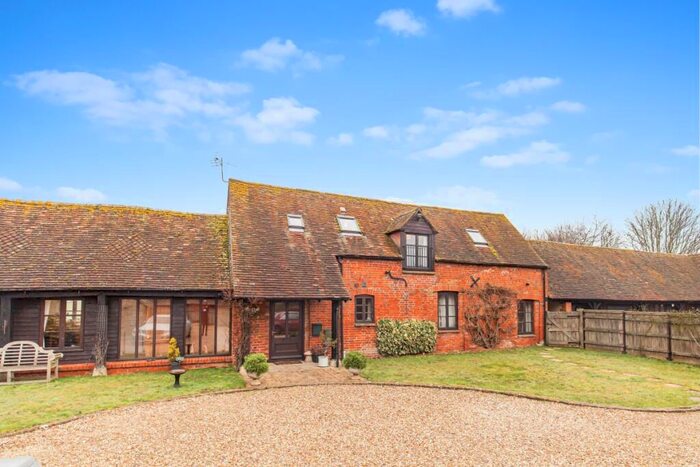 3 Bedroom Barn To Rent In Appleton Road, Longworth, OX13