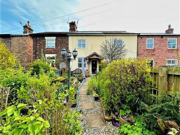 2 Bedroom Cottage For Sale In Station Cottages, Temple Hirst, Selby, YO8