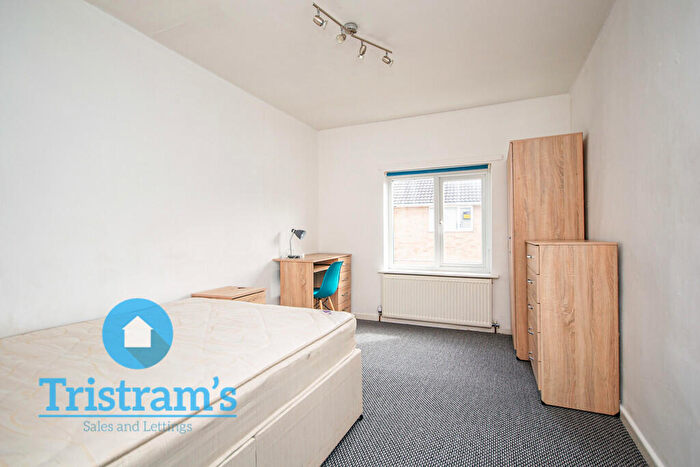 5 Bedroom Flat To Rent In Leengate, Lenton, NG7