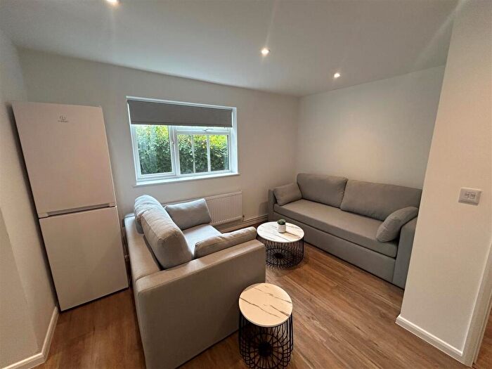 1 Bedroom House To Rent In Union Lane, Cambridge, CB4