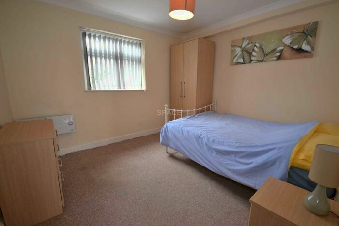 1 Bedroom Flat To Rent In Oxford Road, Reading, Berkshire, RG1