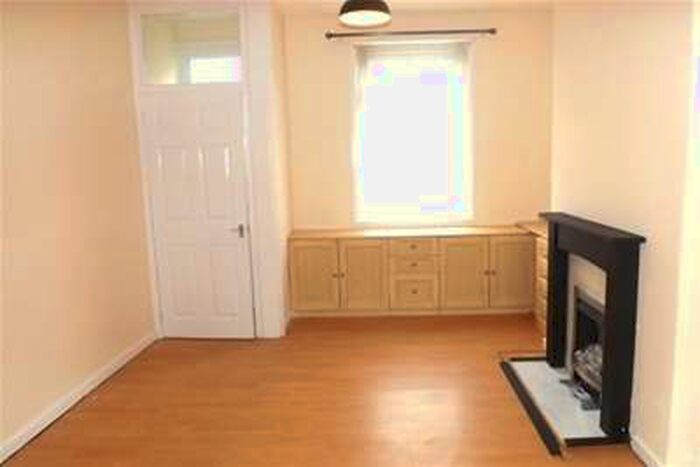 2 Bedroom House To Rent In Allerton Road, WA8