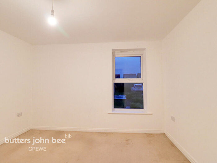 2 Bedroom Flat For Sale In Ivatt Drive, Crewe, CW2