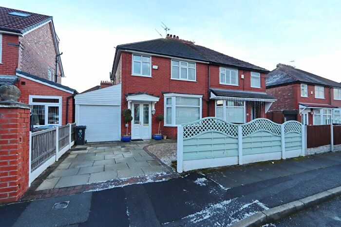3 Bedroom Property To Rent In Parkville Road, Prestwich, M25