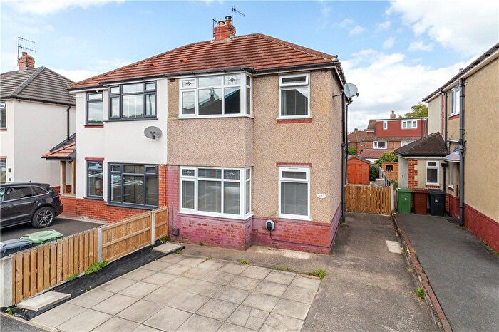 3 Bedroom Semi-Detached House For Sale In Maylea Drive, Otley, West Yorkshire, LS21