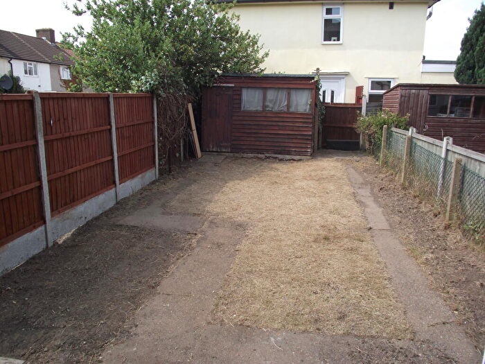 2 Bedroom House To Rent In , Dagenham, RM9