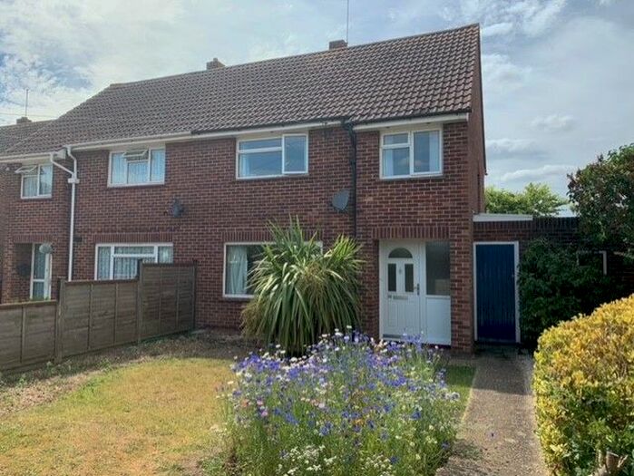 3 Bedroom Semi-Detached House To Rent In Falkland Road, Chandler's Ford, Eastleigh, SO53