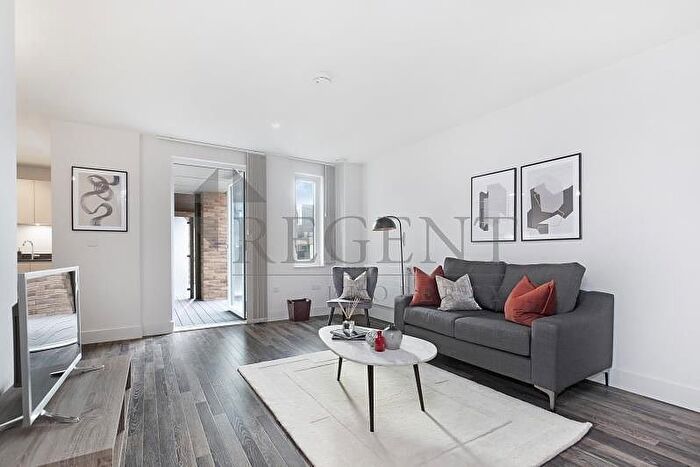 2 Bedroom Flat To Rent In Fusion Apartments, Moulding Lane, SE14