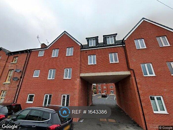 2 Bedroom Flat To Rent In Oak Street, Oswestry, SY11