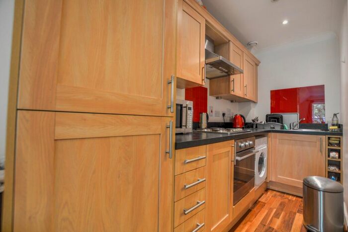 1 Bedroom Apartment To Rent In Maybury Road, Woking, Surrey, GU21