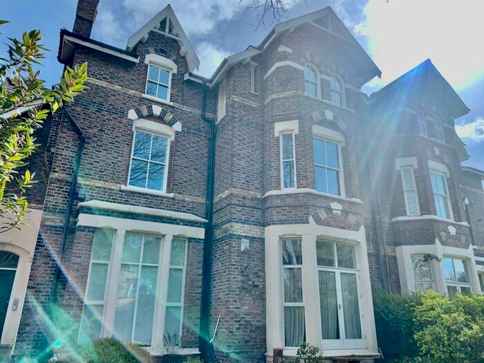 1 Bedroom Apartment To Rent In Alexandra Drive, L17