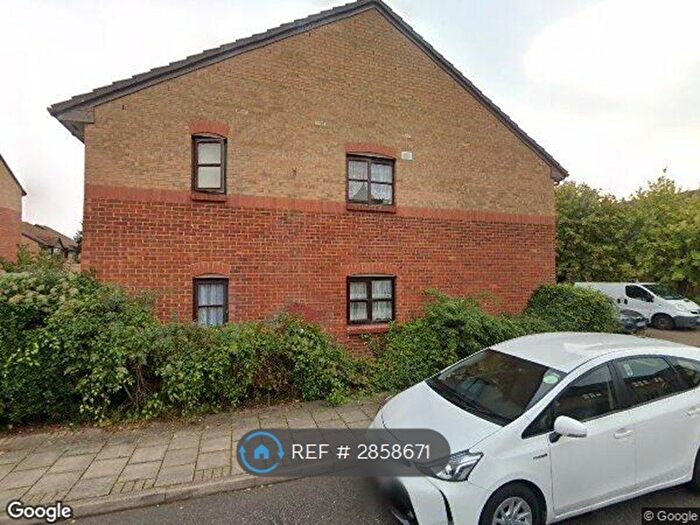 1 Bedroom Flat To Rent In Ash Walk, Wembley, HA0