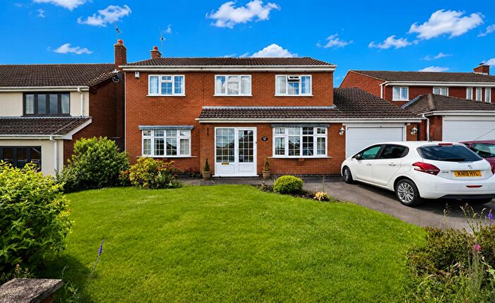 4 Bedroom Detached House For Sale In De La Bere Crescent, Burbage, LE10