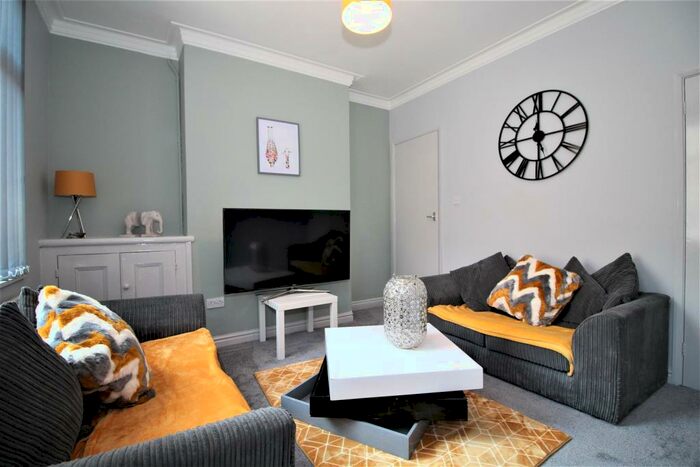 4 Bedroom House To Rent In Tewkesbury Street, Leicester, LE3