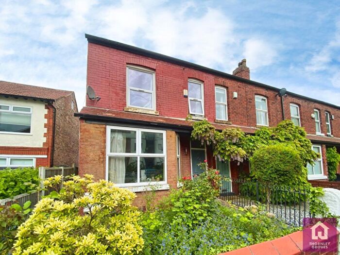 4 Bedroom Semi-Detached House To Rent In Cavendish Road, West Didsbury, M20