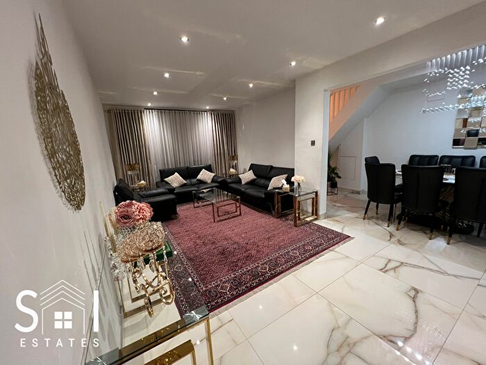 3 Bedroom Semi Detached House To Rent In Raleigh Road, Feltham, TW13