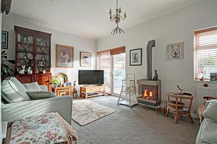 5 Bedroom Detached House For Sale In Coverside Road, Great Glen, Leicestershire, LE8