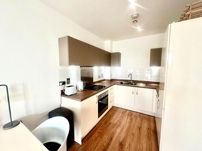 1 Bedroom Apartment To Rent In Sequoia House, Quebec Way, London, SE16