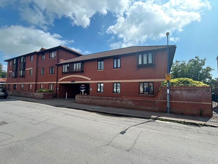 2 Bedroom Flat For Sale In The House Martins, Cage Lane, Felixstowe, IP11