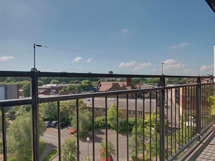 2 Bedroom Flat To Rent In Squires Court, Bedminster Parade, Bedminster, BS3