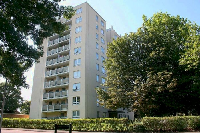 2 Bedroom Flat To Rent In Pelham Court, Hemel Hempstead, Unfurnished, Available From //, HP2