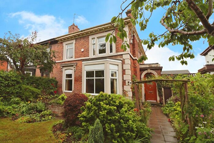 4 Bedroom Semi-Detached House For Sale In St Pauls Villas, Rock Ferry, CH42