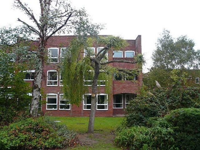 2 Bedroom Flat To Rent In Jacoby Place, Edgbaston, B5