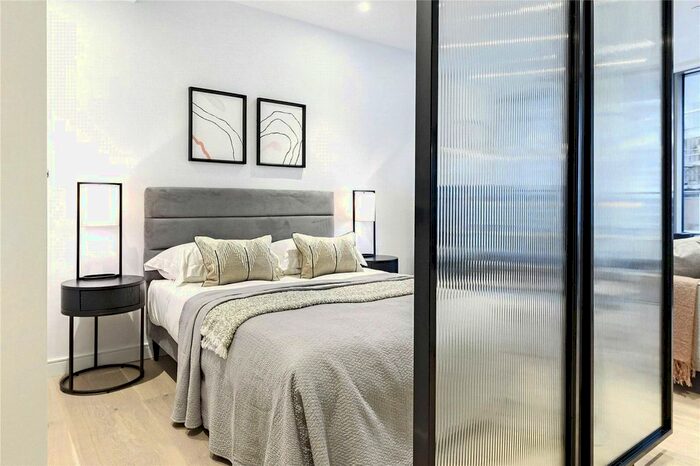 Studio To Rent In Water Street, London, E14