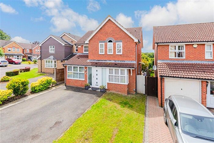 4 Bedroom Detached House For Sale In Bedgebury Close, Rochester, Kent, ME1