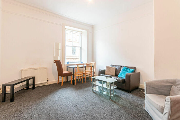 2 Bedroom Flat To Rent In L – Causewayside, Edinburgh, EH9