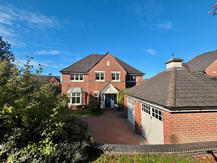 5 Bedroom Property To Rent In Nightingale Walk, Burntwood, WS7