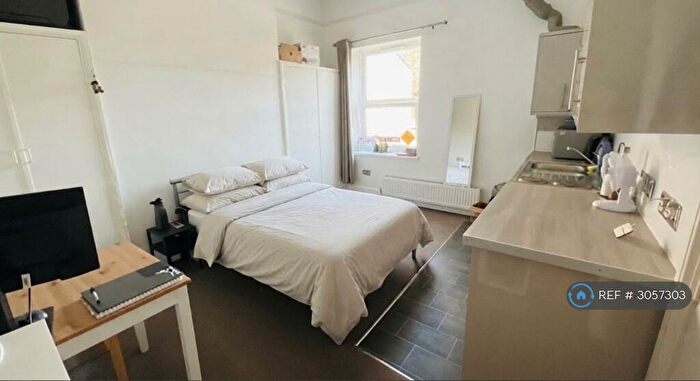 Studio To Rent In Iffley Road, Oxford, OX4