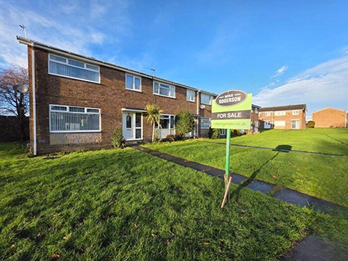 3 Bedroom End Of Terrace House For Sale In Chesterhill, Cramlington, NE23