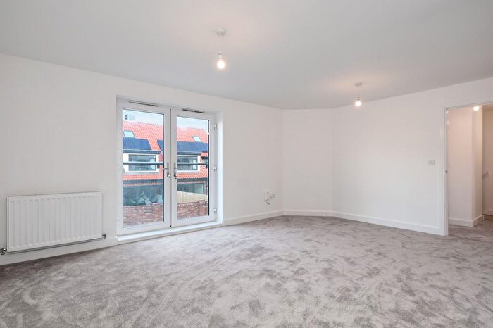 4 Bedroom Terraced House For Sale In Windermere Avenue, Hullbridge, Hockley, Essex, SS5