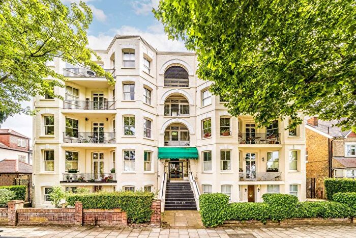 1 Bedroom Flat To Rent In Spencer Road, Chiswick, W4