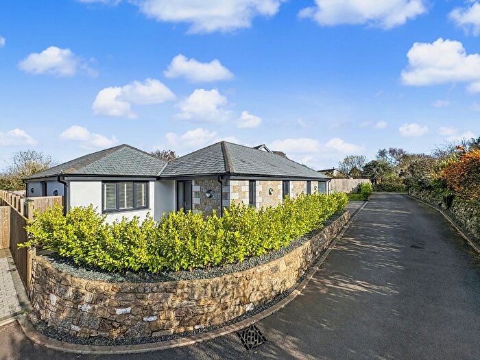 3 Bedroom Detached Bungalow For Sale In Leedstown, Beautiful Three Bed Bungalow, TR27